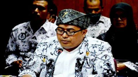 Wakil Ketua PGRI Riau, Eko Wibowo (foto/int)